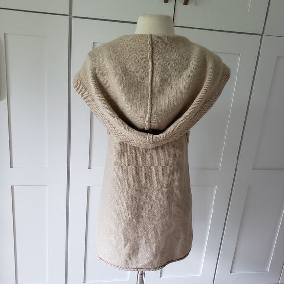 SOLD Banana Republic Hooded Vest Womens M Beige Wool Cashmere Knit Sweater - Picture 2 of 7